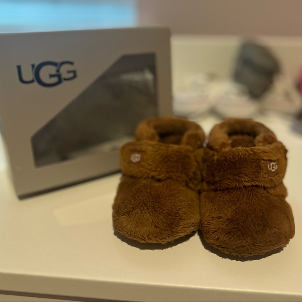 Ugg bixbee booties